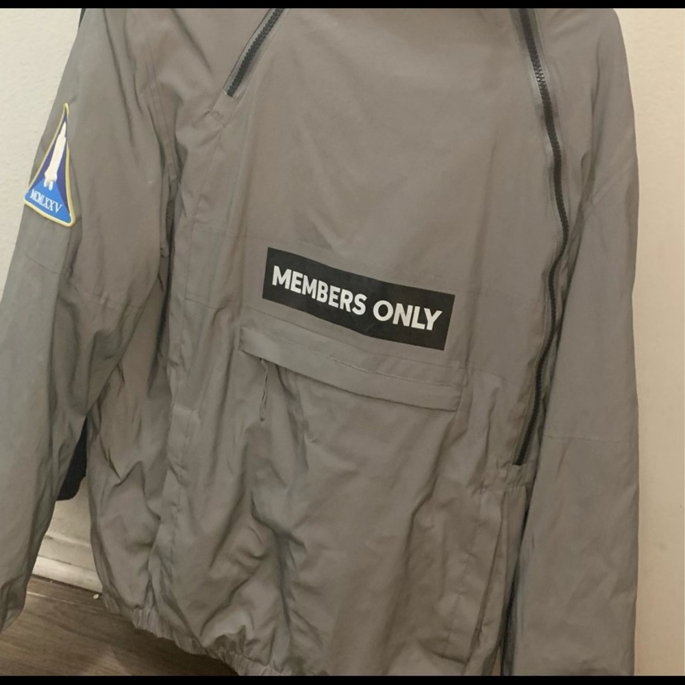 Members Only Space Suit Silver Reflective Pullover Jacket
